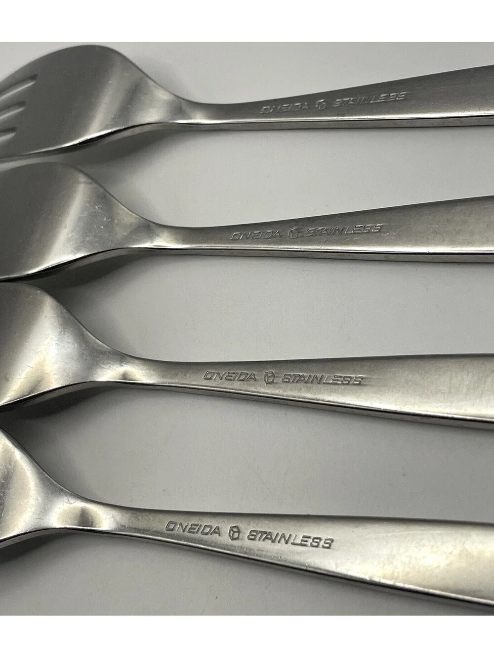 4- ONEIDA HEIRLOOM Cube Mark WILL O' WISP Stainless Salad Fork Lot ~6 3/4”